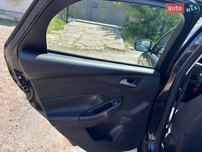 Седан Ford Focus 2014 в Чернигове