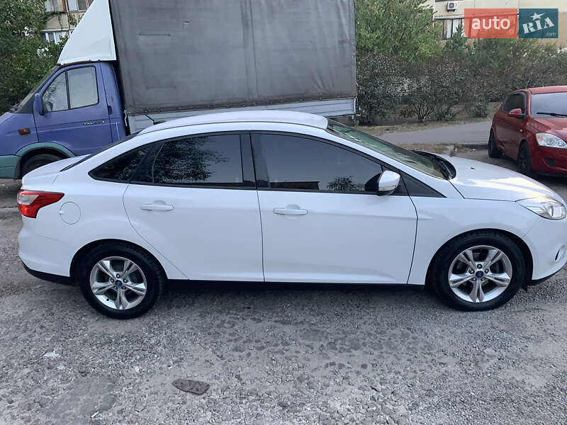 Седан Ford Focus 2012 в Киеве