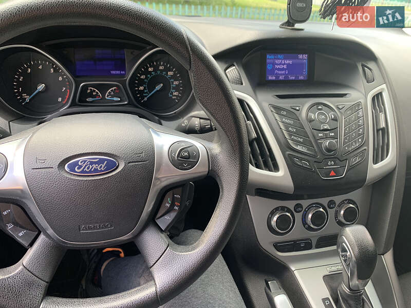 Седан Ford Focus 2012 в Киеве