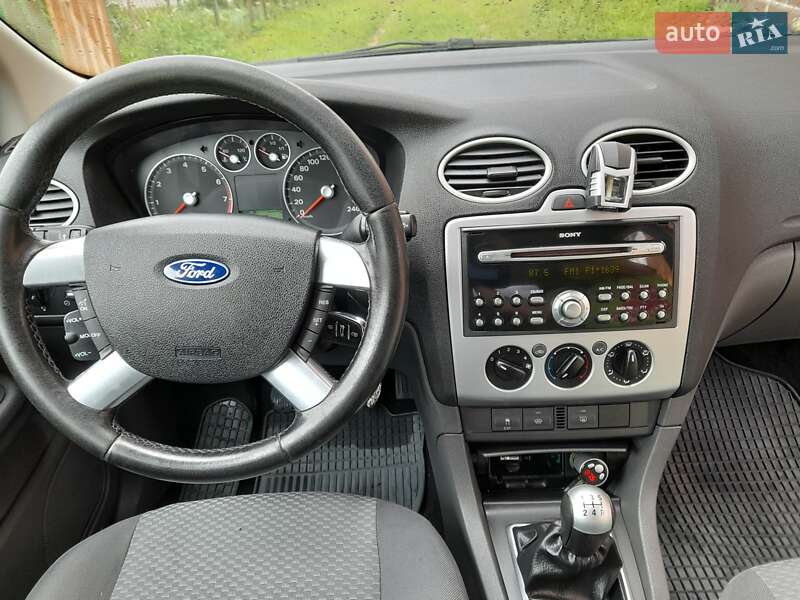 Універсал Ford Focus 2005 в Славському