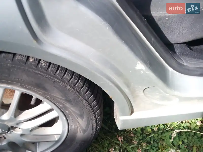 Седан Ford Focus 2002 в 