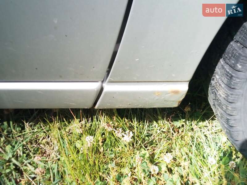 Седан Ford Focus 2002 в Сторожинці