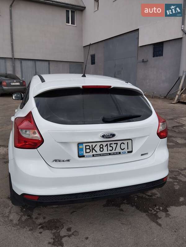 Хэтчбек Ford Focus 2013 в Ровно