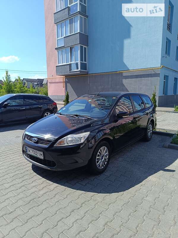 Універсал Ford Focus 2010 в Рівному