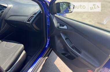 Седан Ford Focus 2015 в Дубно