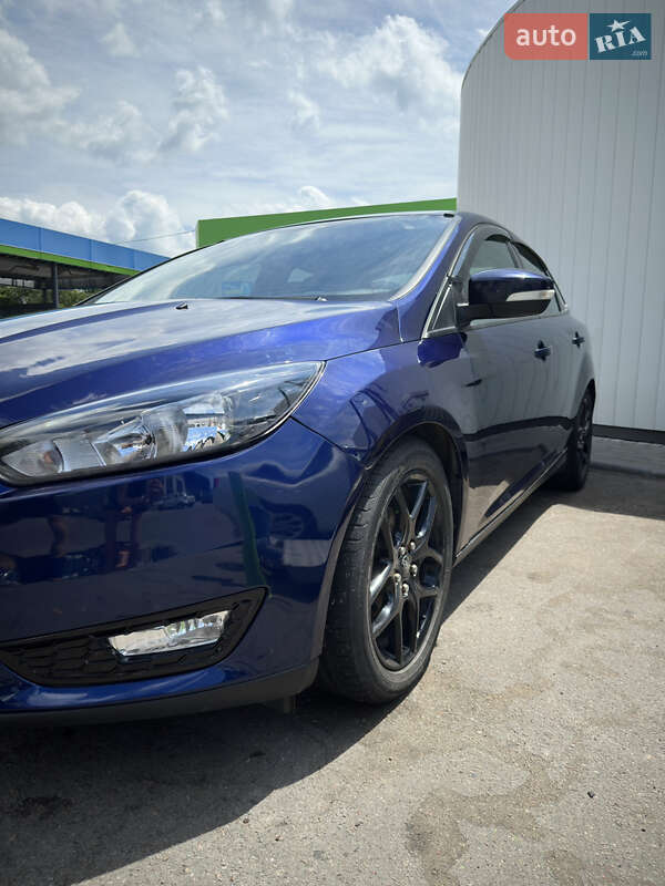 Седан Ford Focus 2016 в Полтаве
