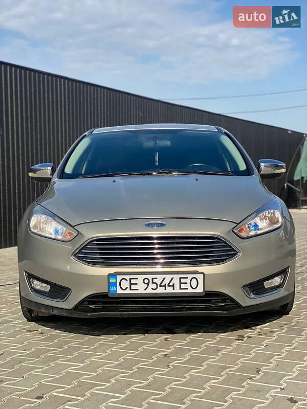 Хэтчбек Ford Focus 2015 в Кицмани