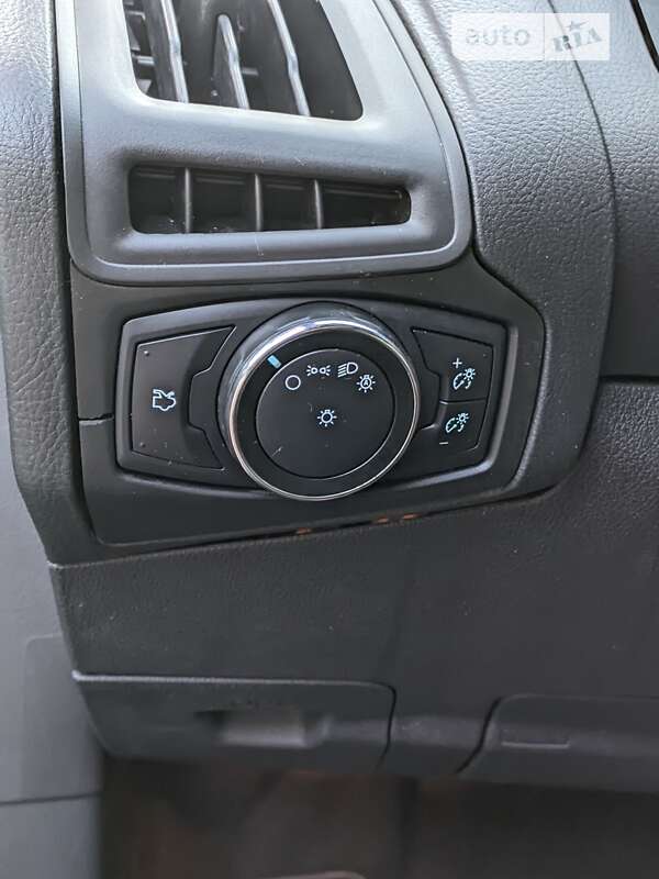 Седан Ford Focus 2013 в Киеве