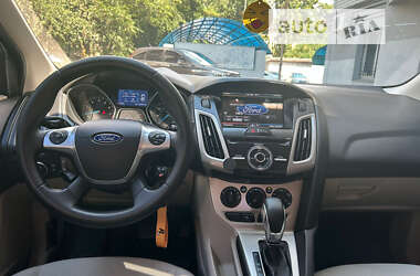 Седан Ford Focus 2014 в Києві