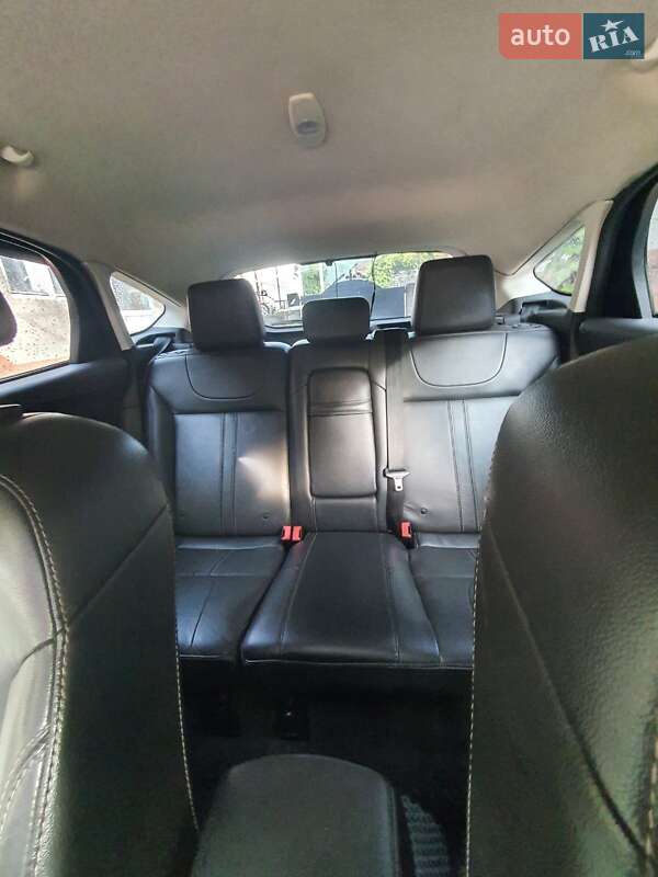 Хэтчбек Ford Focus 2013 в Харькове