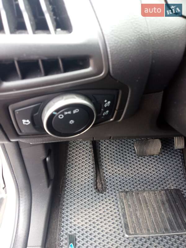 Седан Ford Focus 2015 в Полтаві фото 2 Седан Ford Focus 2015 в Полтаві