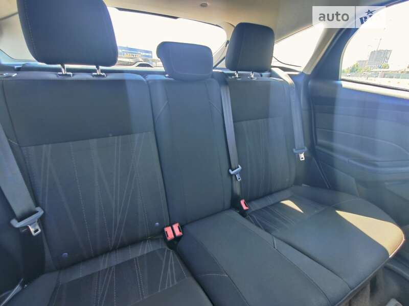 Хэтчбек Ford Focus 2015 в Киеве