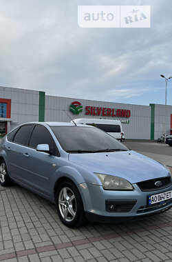 Хэтчбек Ford Focus 2006 в Мукачево