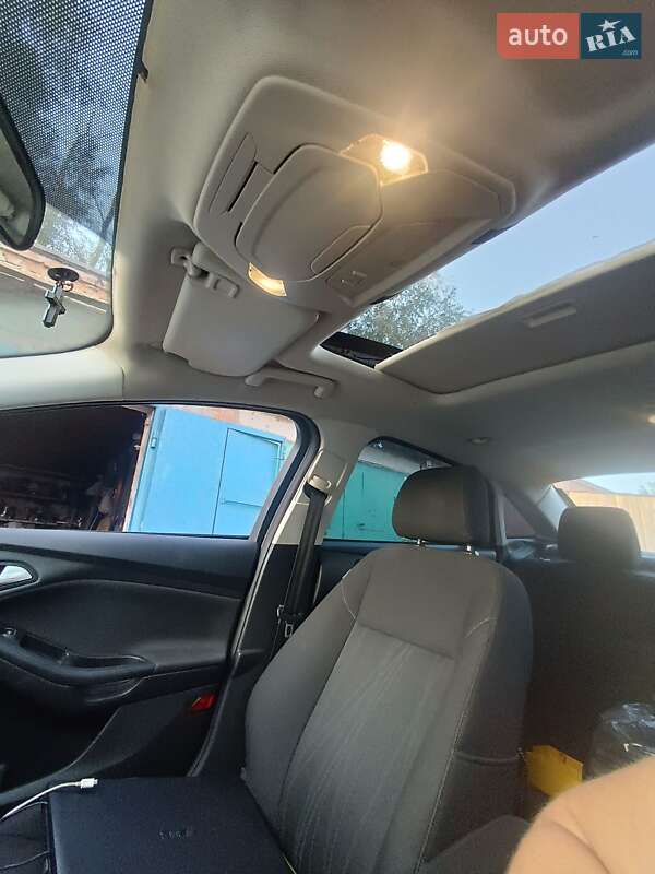 Седан Ford Focus 2015 в Полтаве фото 9 Седан Ford Focus 2015 в Полтаве