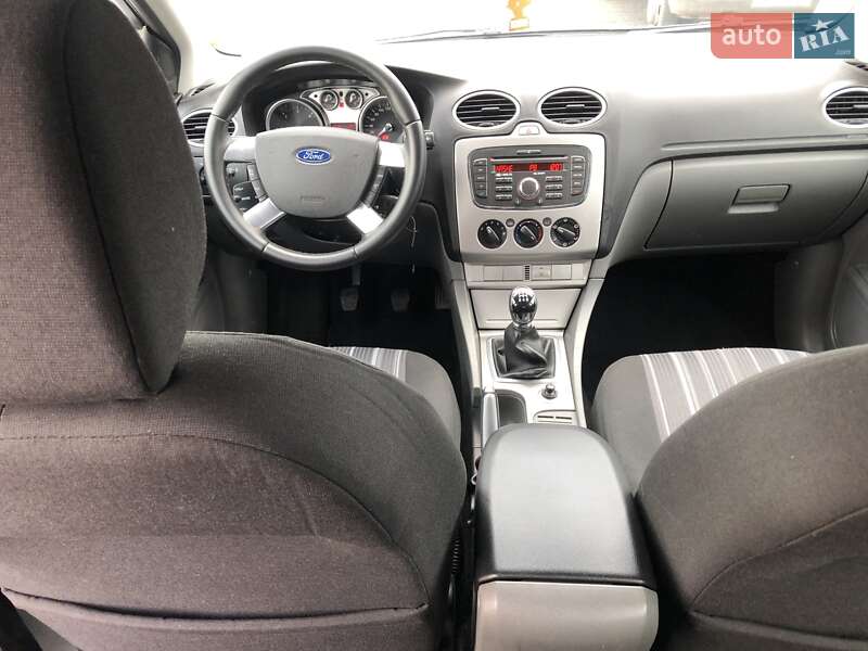 Універсал Ford Focus 2010 в Рівному