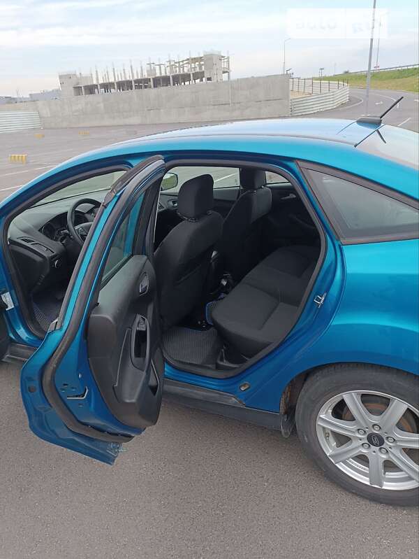 Седан Ford Focus 2015 в Львове