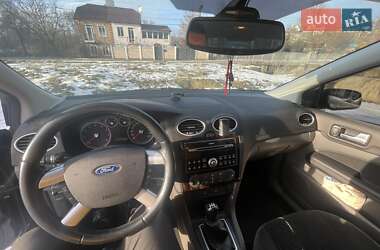 Седан Ford Focus 2005 в 