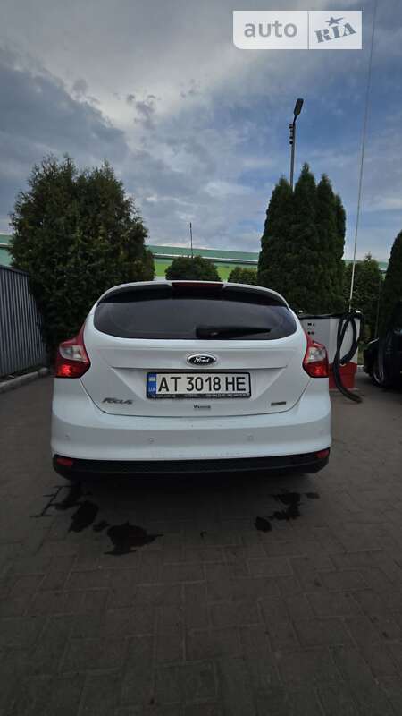 Хетчбек Ford Focus 2013 в Івано-Франківську
