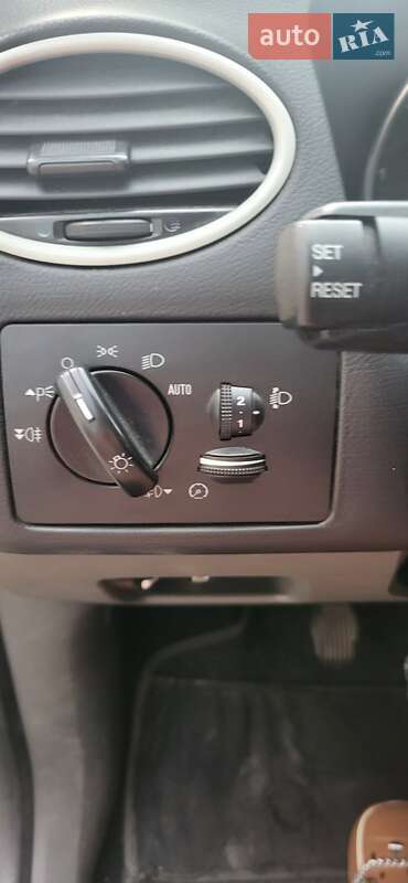 Хэтчбек Ford Focus 2008 в Стрые