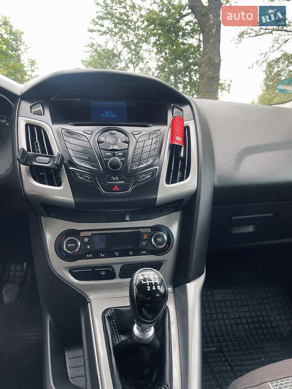 Универсал Ford Focus 2012 в Ужгороде фото 4 Универсал Ford Focus 2012 в Ужгороде