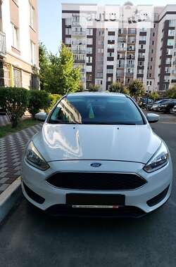 Седан Ford Focus 2017 в Киеве