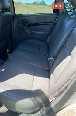 Седан Ford Focus 2000 в Новой Водолаге