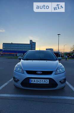 Хэтчбек Ford Focus 2011 в Киеве