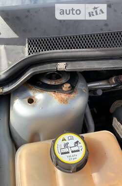 Хэтчбек Ford Focus 2005 в 