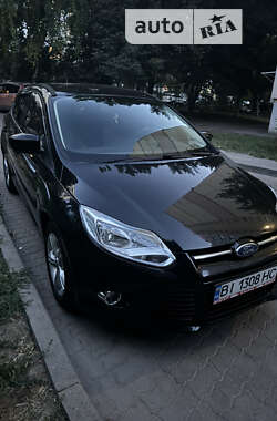 Хэтчбек Ford Focus 2011 в Полтаве