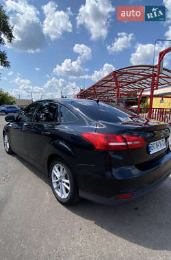 Седан Ford Focus 2014 в Десне