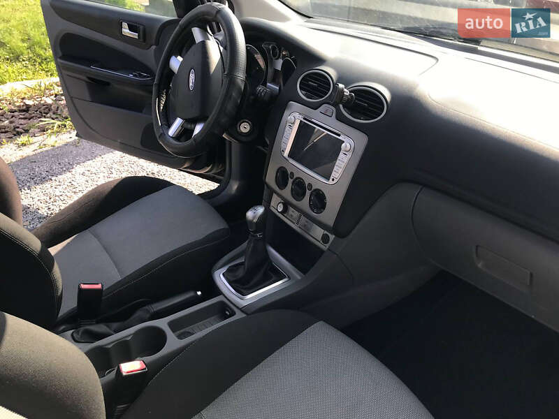 Универсал Ford Focus 2010 в Ровно