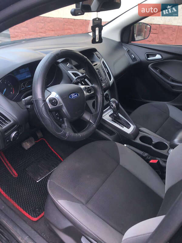 Седан Ford Focus 2014 в Шептицькому