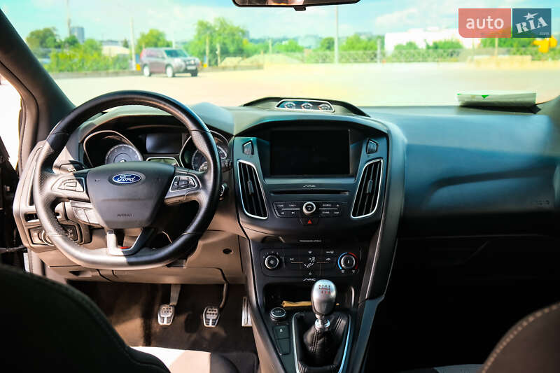 Хетчбек Ford Focus 2017 в Харкові фото 12 Хетчбек Ford Focus 2017 в Харкові