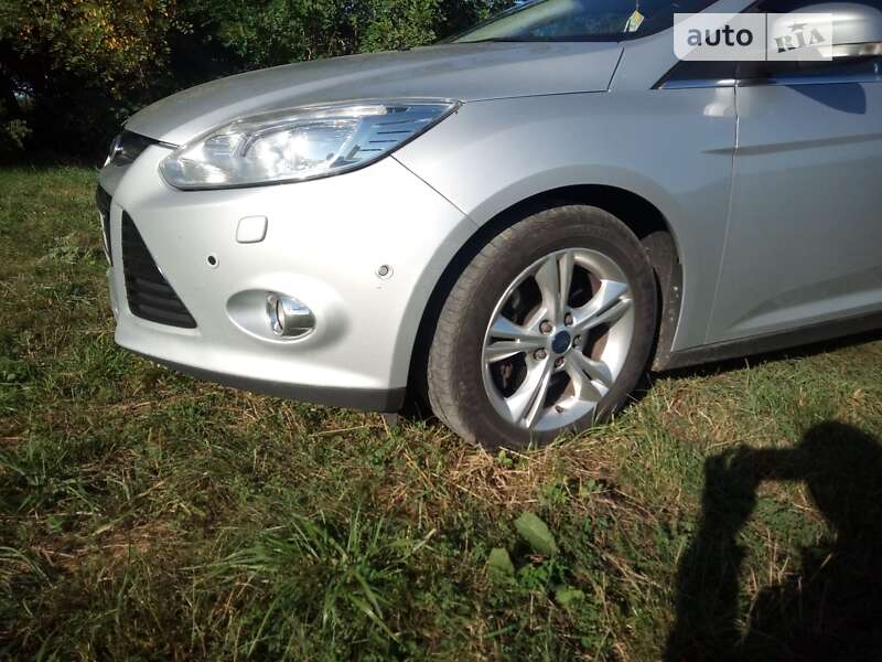 Универсал Ford Focus 2012 в Чуднове