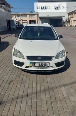 Седан Ford Focus 2006 в Рівному