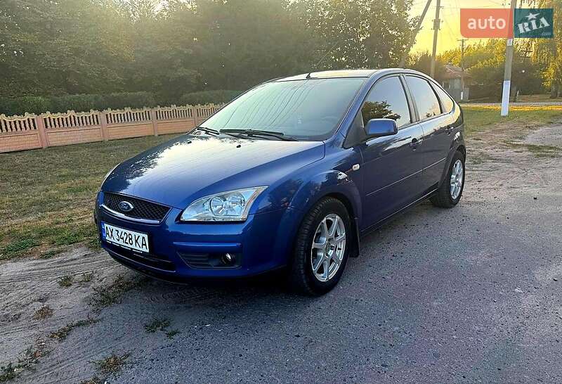Хэтчбек Ford Focus 2007 в Краснокутске