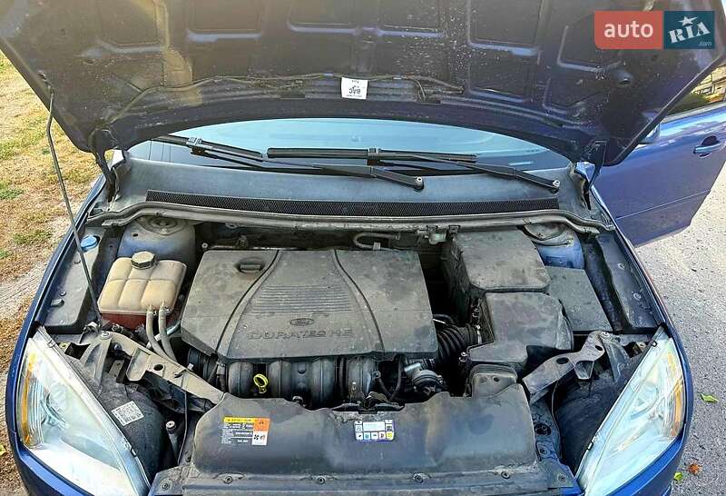 Хэтчбек Ford Focus 2007 в Краснокутске