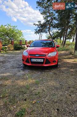 Хэтчбек Ford Focus 2013 в 