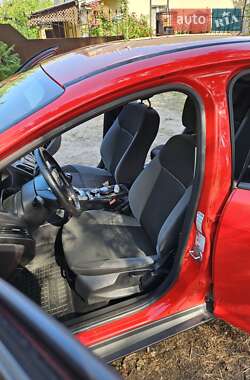 Хэтчбек Ford Focus 2013 в 