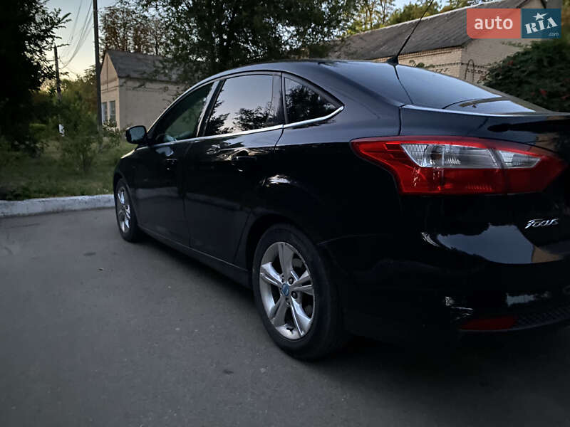 Седан Ford Focus 2013 в Вольнянске