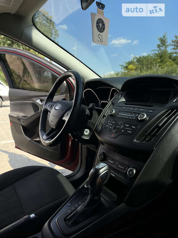 Седан Ford Focus 2015 в Тернополі
