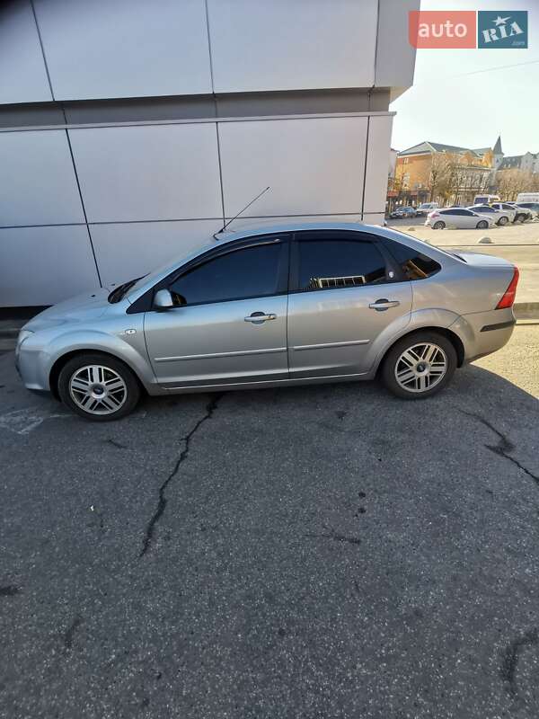 Седан Ford Focus 2005 в Белой Церкви фото 5 Седан Ford Focus 2005 в Белой Церкви