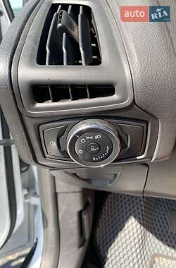 Универсал Ford Focus 2014 в 