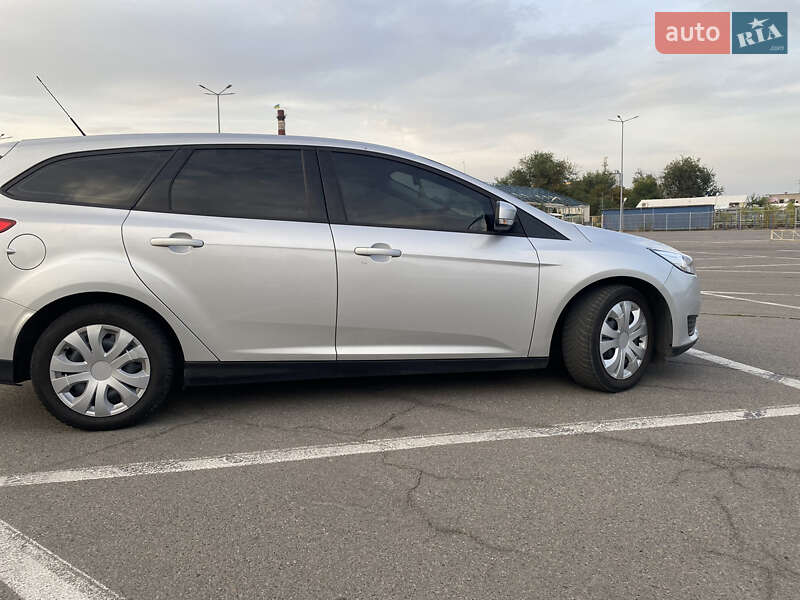 Универсал Ford Focus 2017 в Черкассах