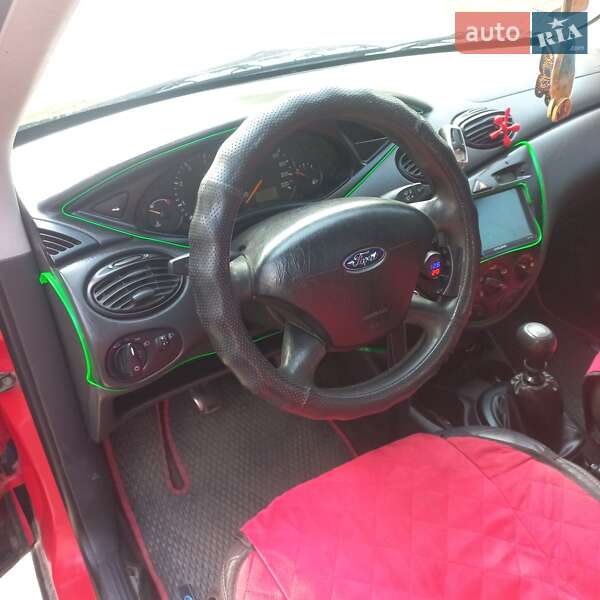 Универсал Ford Focus 2003 в Могилев-Подольске