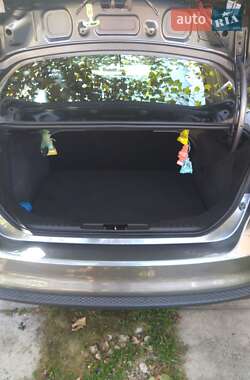 Седан Ford Focus 2014 в 