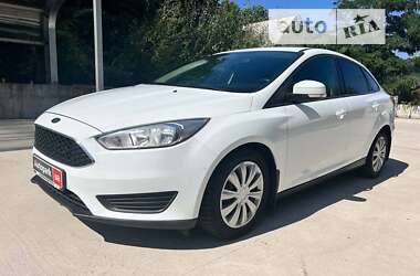 Седан Ford Focus 2015 в Киеве