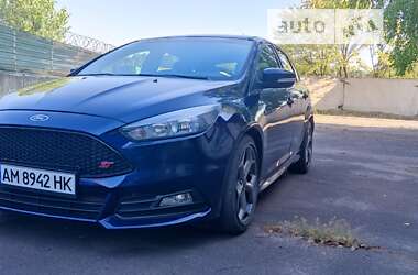 Хетчбек Ford Focus 2017 в Житомирі