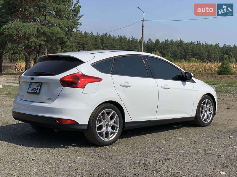 Хэтчбек Ford Focus 2015 в Черкассах