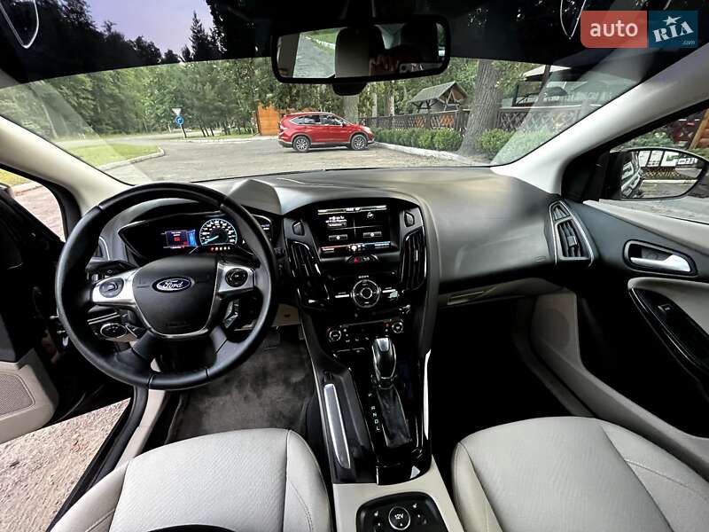 Хэтчбек Ford Focus 2012 в Луцке